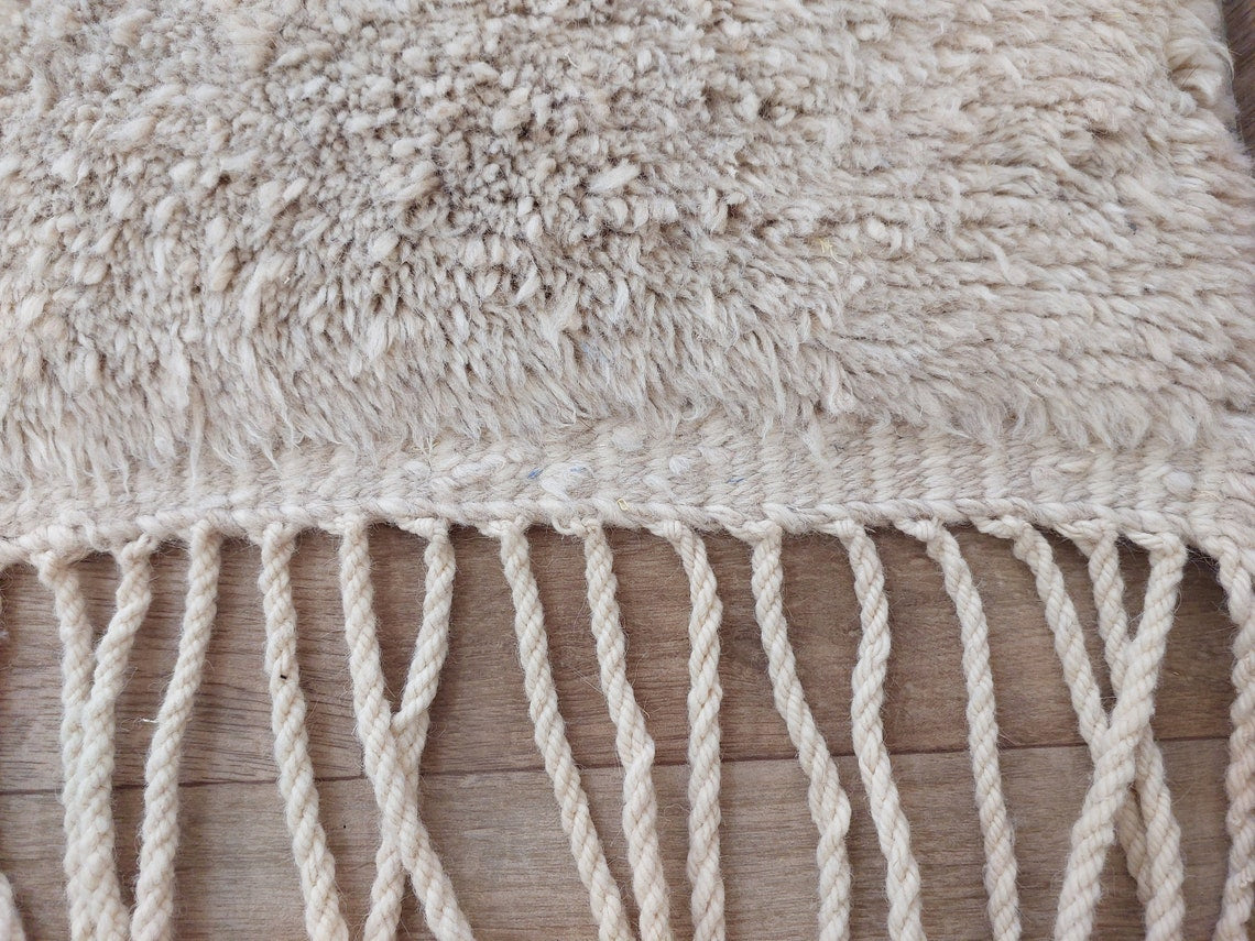 Luxurious Handwoven Moroccan Beni Mrirt Rug - Contemporary Neutral Berber Rug For Living Room (7.2x10 Ft) MoroccanBazzArts