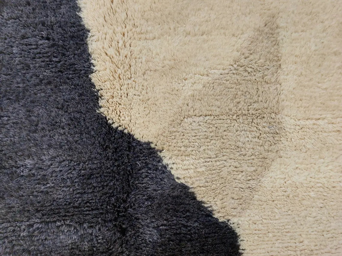 Luxurious Handwoven Moroccan Beni Mrirt Rug - Contemporary Neutral Berber Rug For Living Room (7.2x10 Ft) MoroccanBazzArts