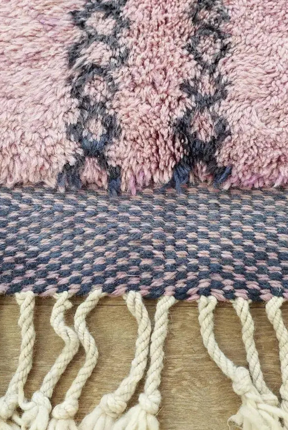 Luxurious Handwoven Moroccan Berber Wool Rug - Authentic Beni Mrirt Tribal Carpet For Modern Decor MoroccanBazzArts