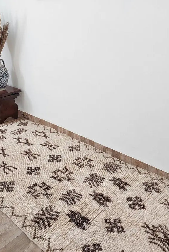 Authentic Azilal Moroccan Runner: Handwoven Berber Wool Rug With Soft Texture For Hallways 3'9x8'10 MoroccanBazzArts