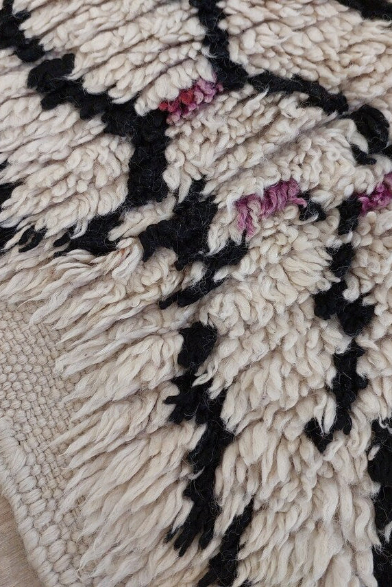 Vintage Moroccan Azilal Berber Rug: Handmade Authentic Carpet For Living Room Or Nursery (5.2' X 9.10') MoroccanBazzArts