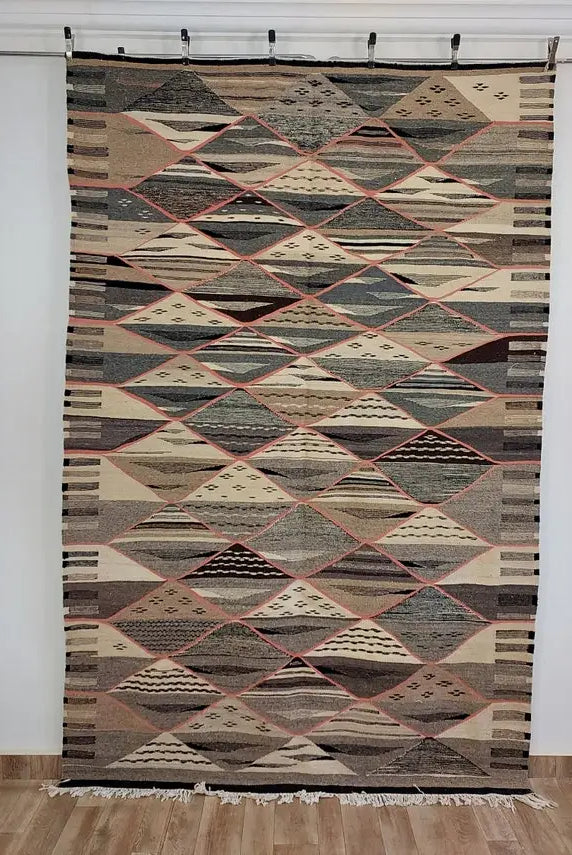 Vibrant Taznakht Moroccan Wool Kilim: Handmade Flatweave Rug for Modern Home Decor MoroccanBazzArts