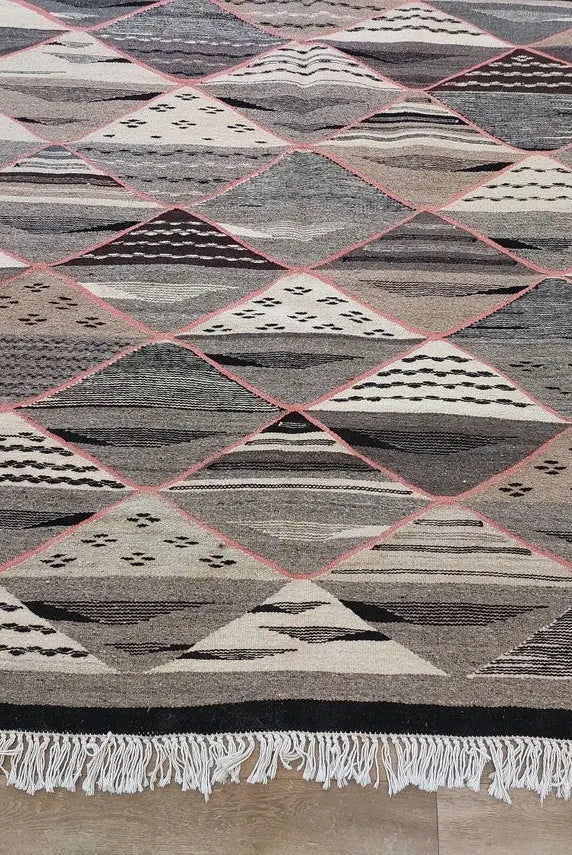 Vibrant Taznakht Moroccan Wool Kilim: Handmade Flatweave Rug for Modern Home Decor MoroccanBazzArts