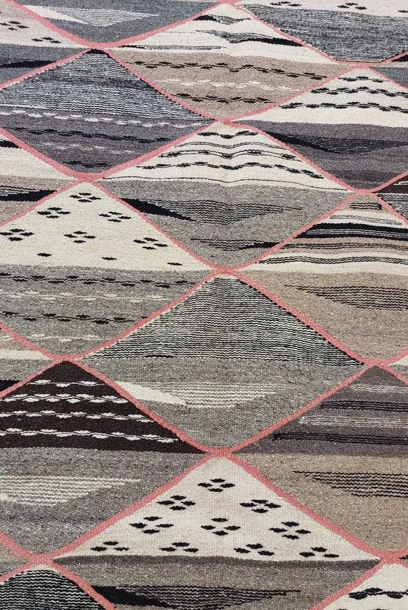 Vibrant Taznakht Moroccan Wool Kilim: Handmade Flatweave Rug for Modern Home Decor MoroccanBazzArts