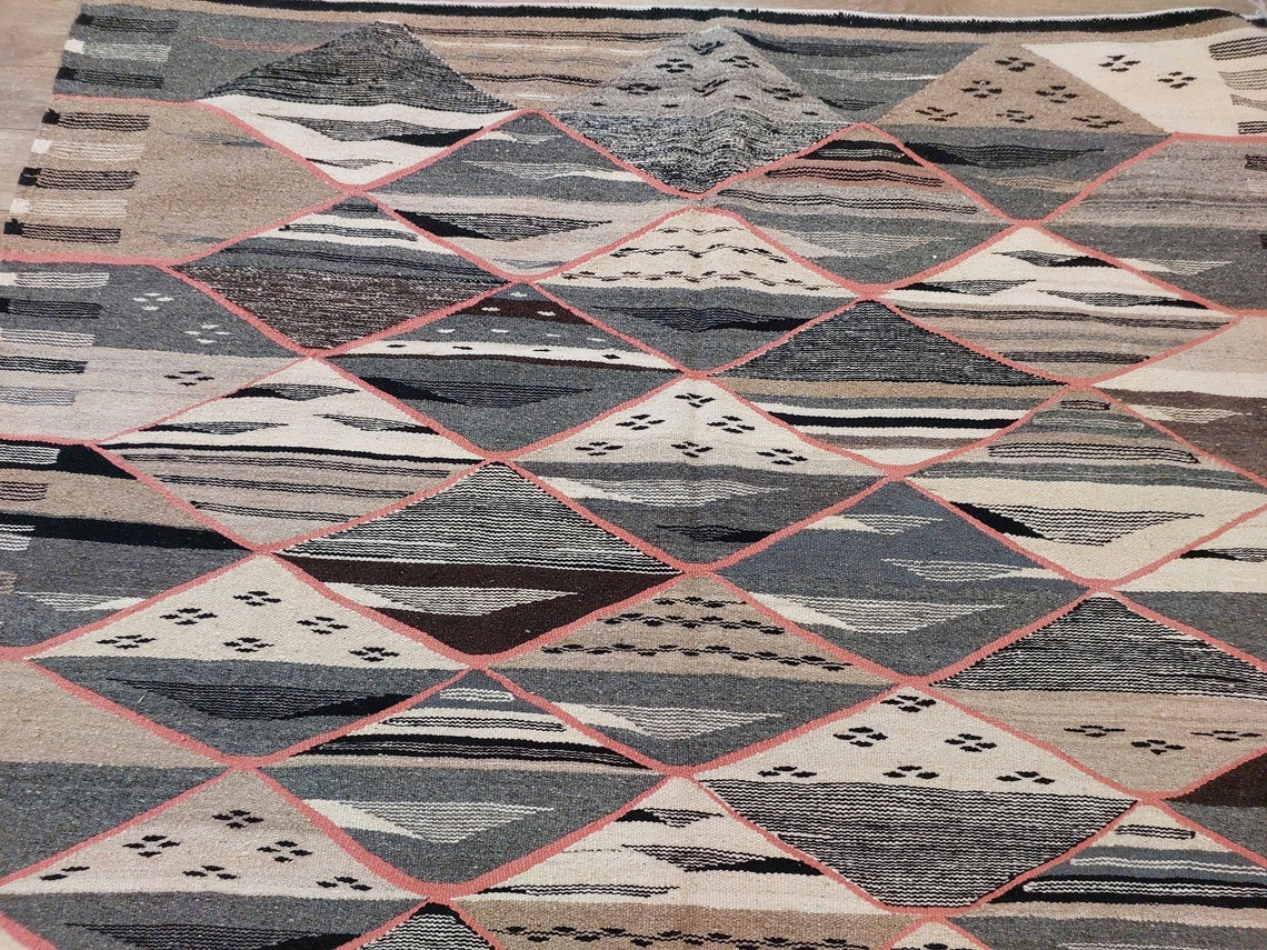 Vibrant Taznakht Moroccan Wool Kilim: Handmade Flatweave Rug for Modern Home Decor MoroccanBazzArts