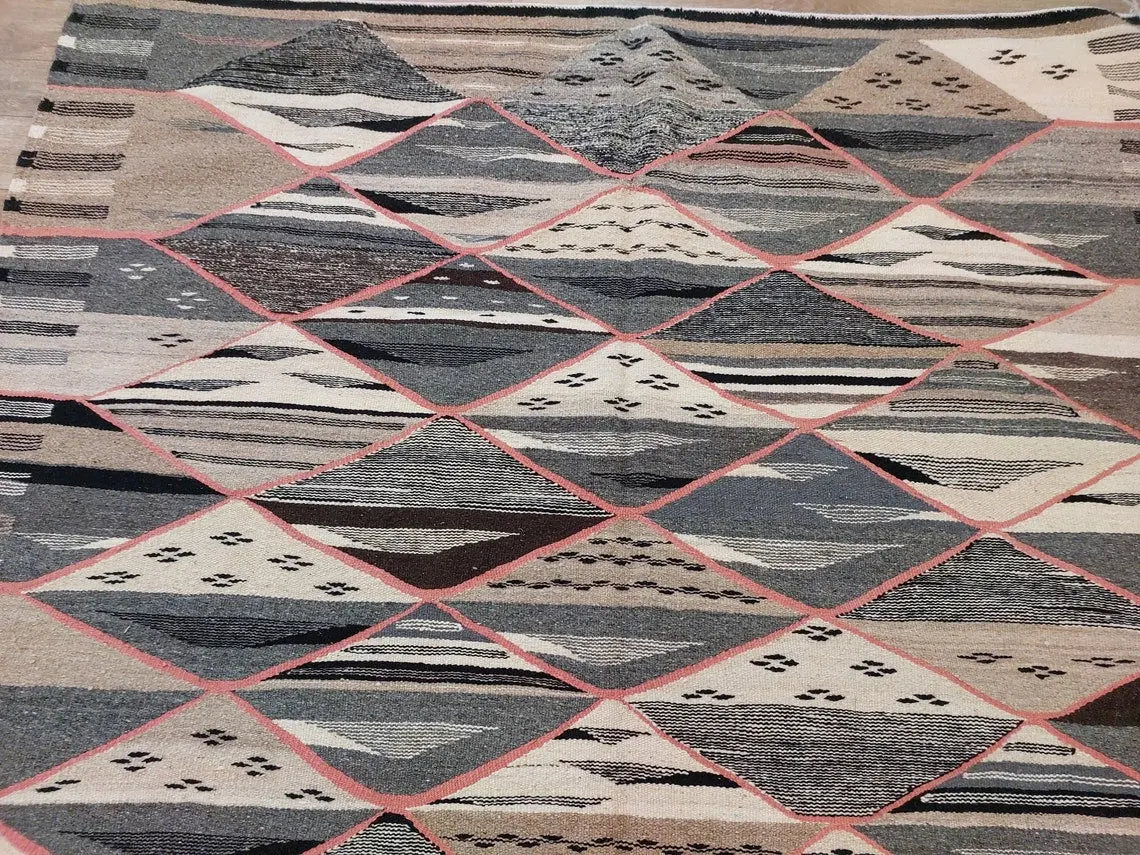 Vibrant Taznakht Moroccan Wool Kilim: Handmade Flatweave Rug for Modern Home Decor MoroccanBazzArts