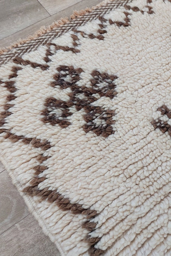 Authentic Azilal Moroccan Runner: Handwoven Berber Wool Rug With Soft Texture For Hallways 3'9x8'10 MoroccanBazzArts