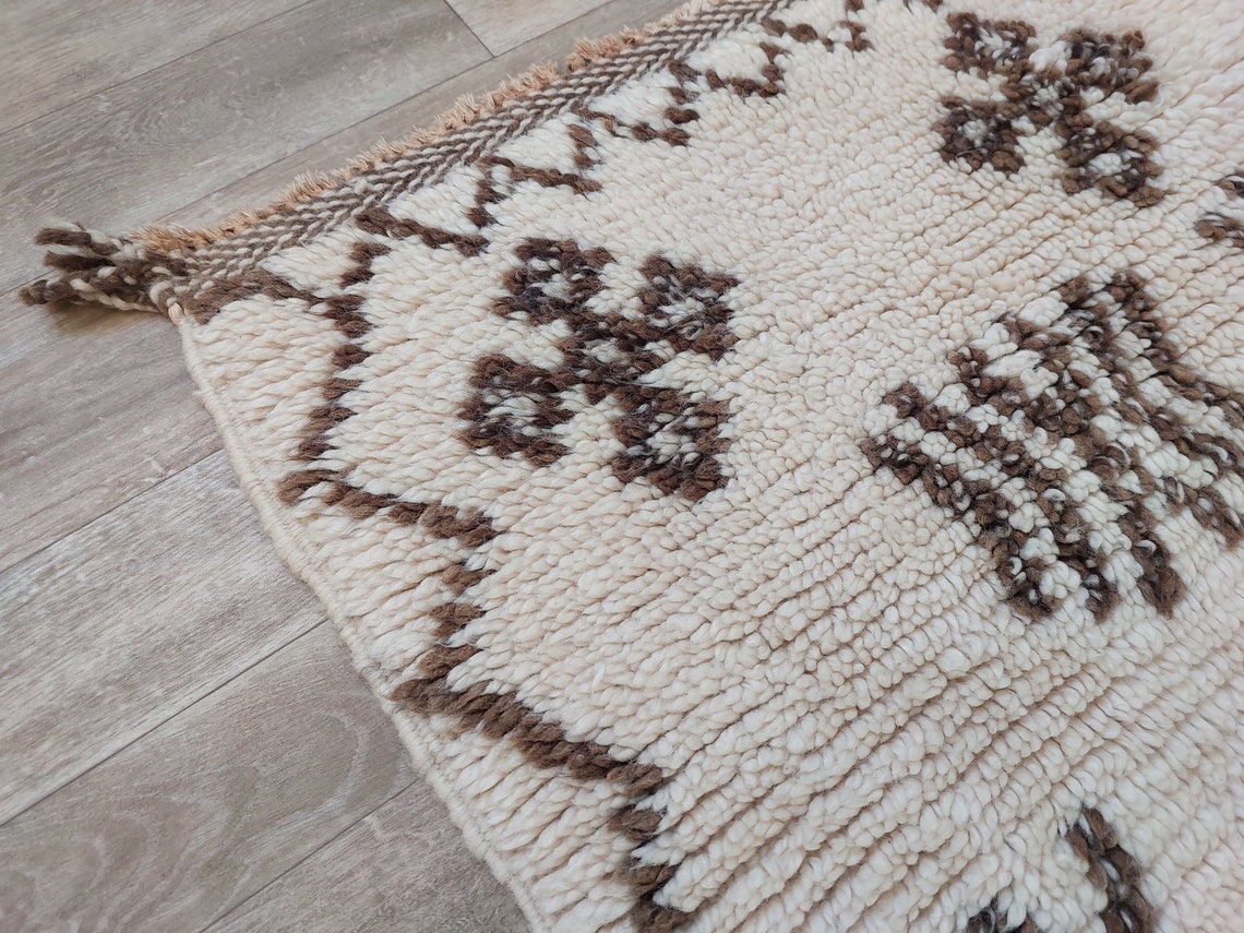 Authentic Azilal Moroccan Runner: Handwoven Berber Wool Rug With Soft Texture For Hallways 3'9x8'10 MoroccanBazzArts