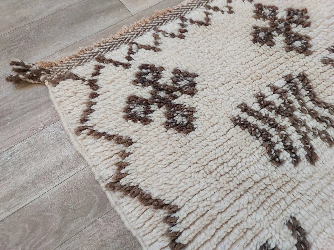 Authentic Azilal Moroccan Runner: Handwoven Berber Wool Rug With Soft Texture For Hallways 3'9x8'10 MoroccanBazzArts