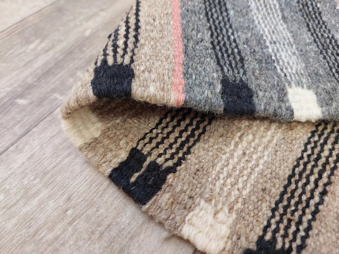 Vibrant Taznakht Moroccan Wool Kilim: Handmade Flatweave Rug for Modern Home Decor MoroccanBazzArts