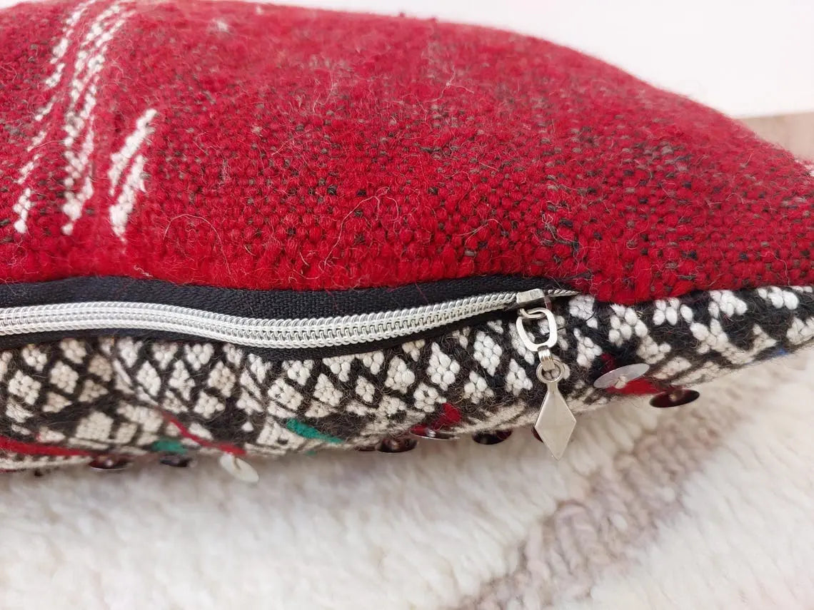 Moroccan Kilim Pillow Cover, Berber Kilim Pillow, Moroccan Pillow, Handmade Wool Pillow, Decorative Pillow Case. MoroccanBazzArts