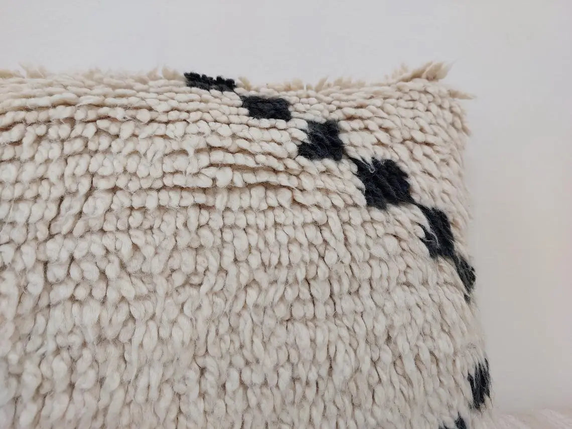 Unique Berber Wool Cushion With Design, 16x24 MoroccanBazzArts