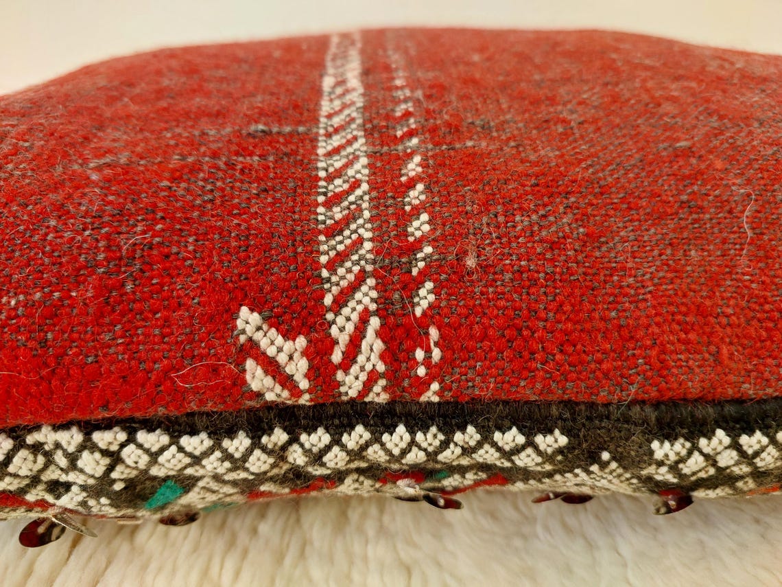Moroccan Kilim Pillow Cover, Berber Kilim Pillow, Moroccan Pillow, Handmade Wool Pillow, Decorative Pillow Case. MoroccanBazzArts