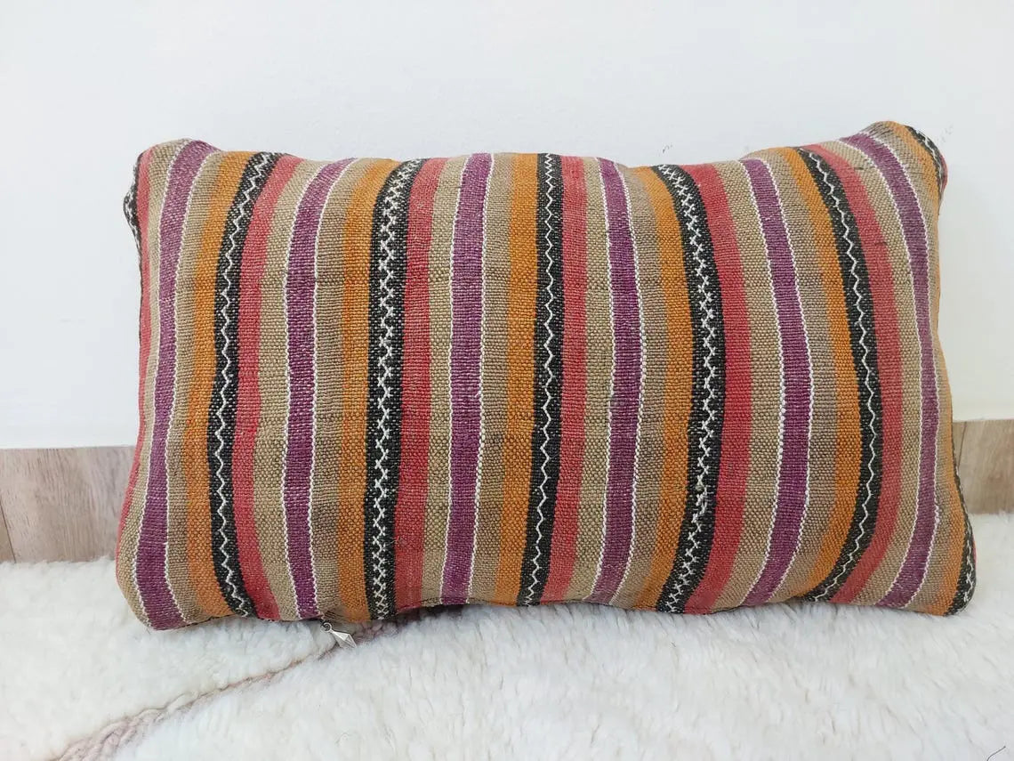 Moroccan Very Old Kilim Pillow Cover, Berber Kilim Pillow, Moroccan Pillow, Handmade Wool Pillow, Decorative Pillow Case. MoroccanBazzArts