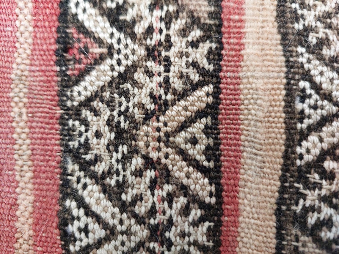 Moroccan Very Old Kilim Pillow Cover, Berber Kilim Pillow, Moroccan Pillow, Handmade Wool Pillow, Decorative Pillow Case. MoroccanBazzArts