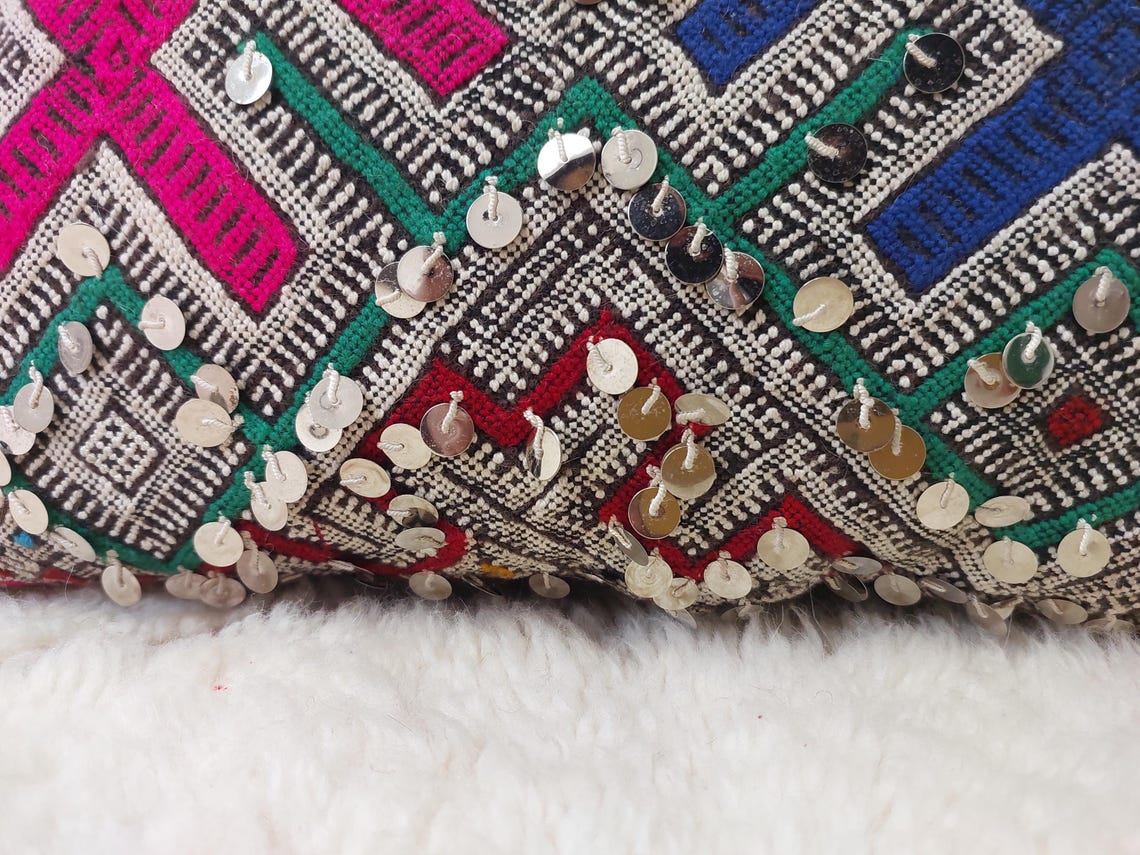 Moroccan Kilim Pillow Cover, Berber Kilim Pillow, Moroccan Pillow, Handmade Wool Pillow, Decorative Pillow Case. MoroccanBazzArts