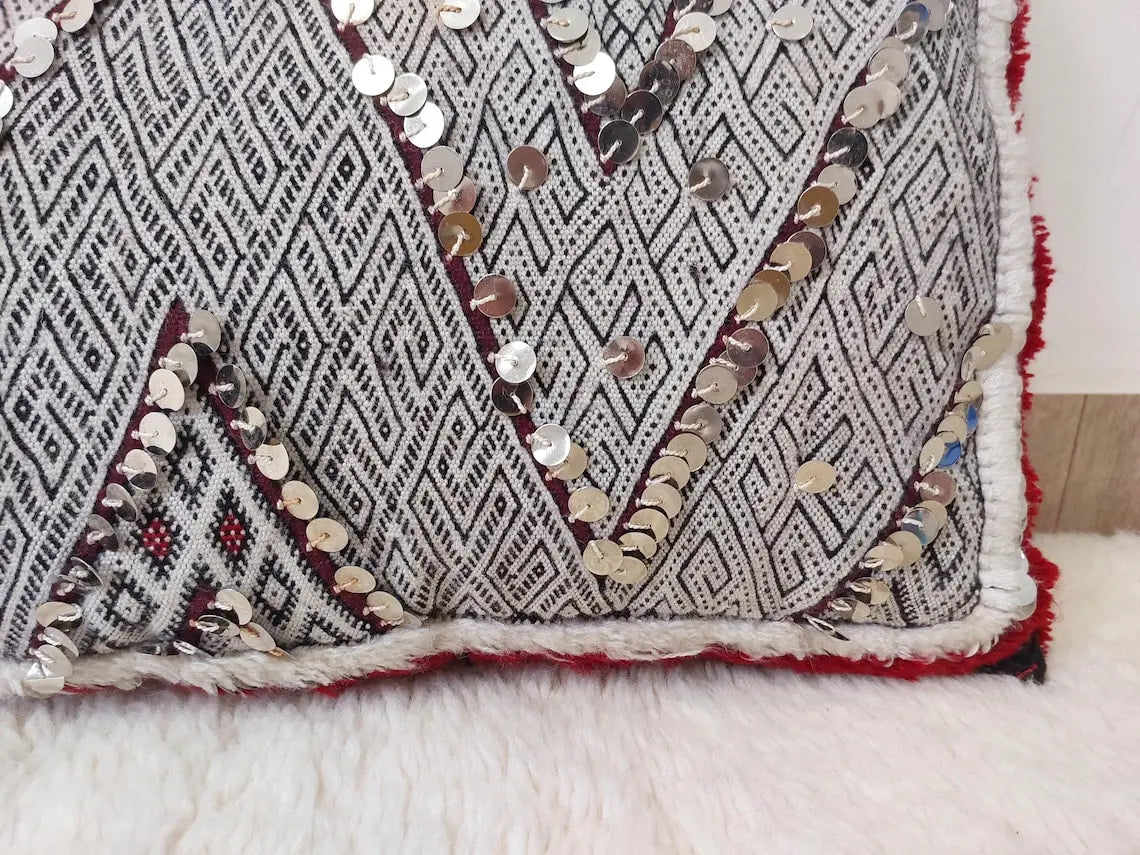 Moroccan Kilim Pillow Cover, Berber Kilim Pillow, Moroccan Pillow, Handmade Wool Pillow, Decorative Pillow Case. MoroccanBazzArts