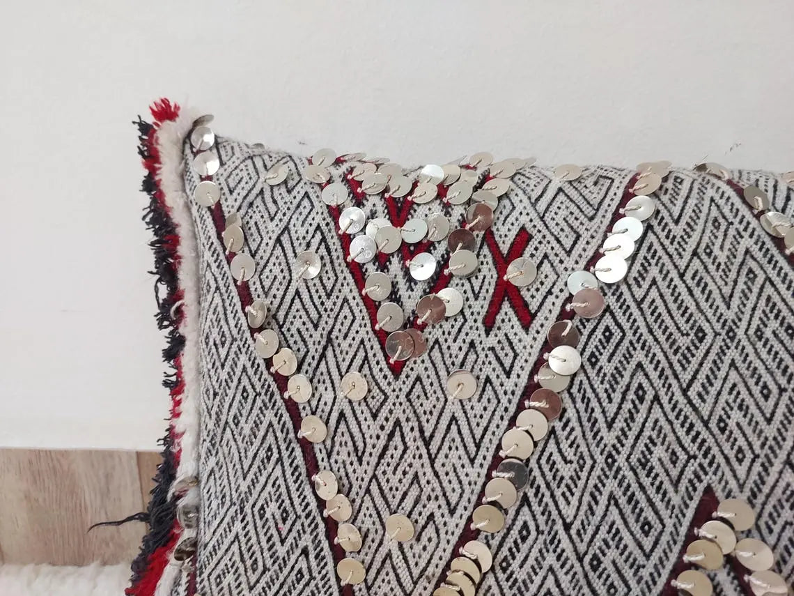 Moroccan Kilim Pillow Cover, Berber Kilim Pillow, Moroccan Pillow, Handmade Wool Pillow, Decorative Pillow Case. MoroccanBazzArts