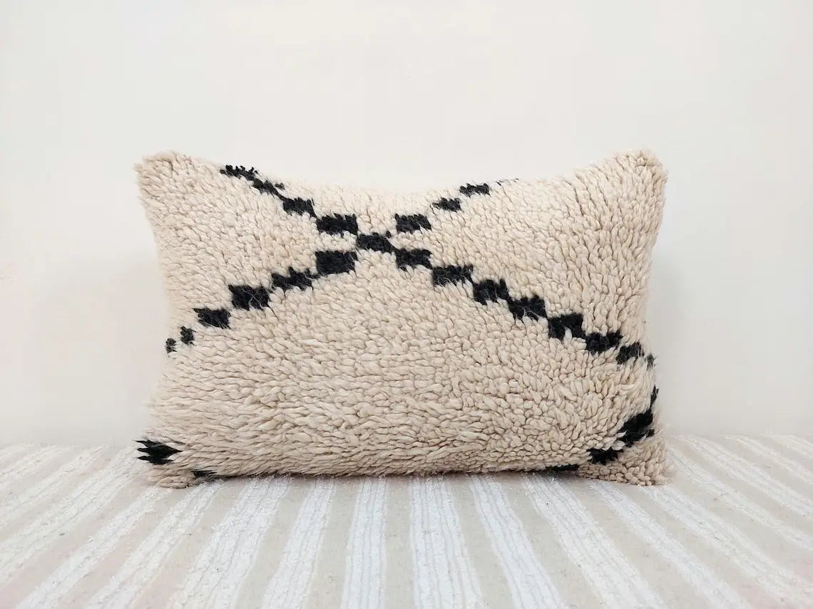 Unique Berber Wool Cushion With Design, 16x24 MoroccanBazzArts