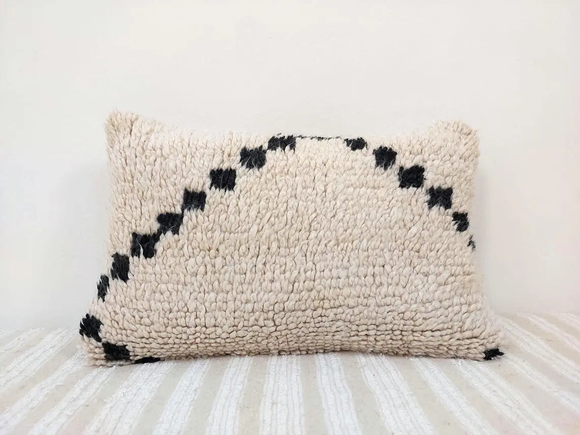 Unique Berber Wool Cushion With Design, 16x24 MoroccanBazzArts