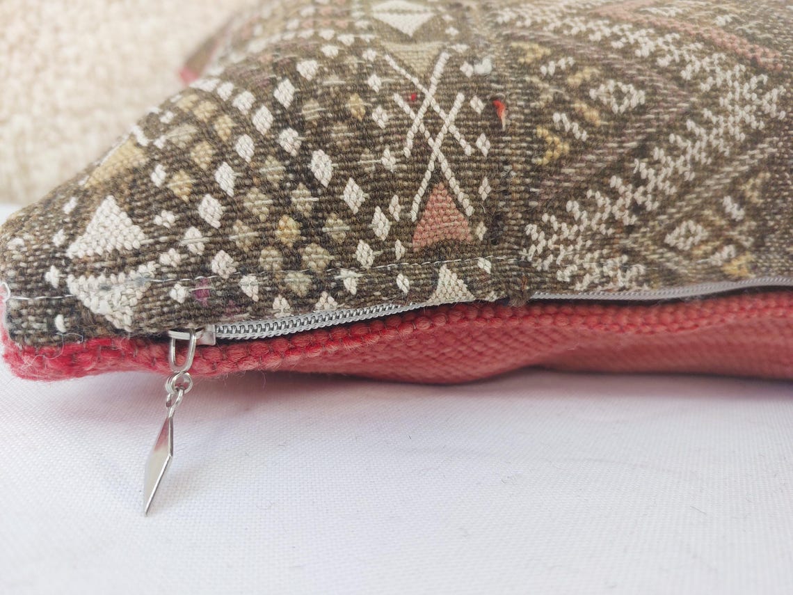 Vintage berber pillow case from beni mguild Tribe, morocco MoroccanBazzArts