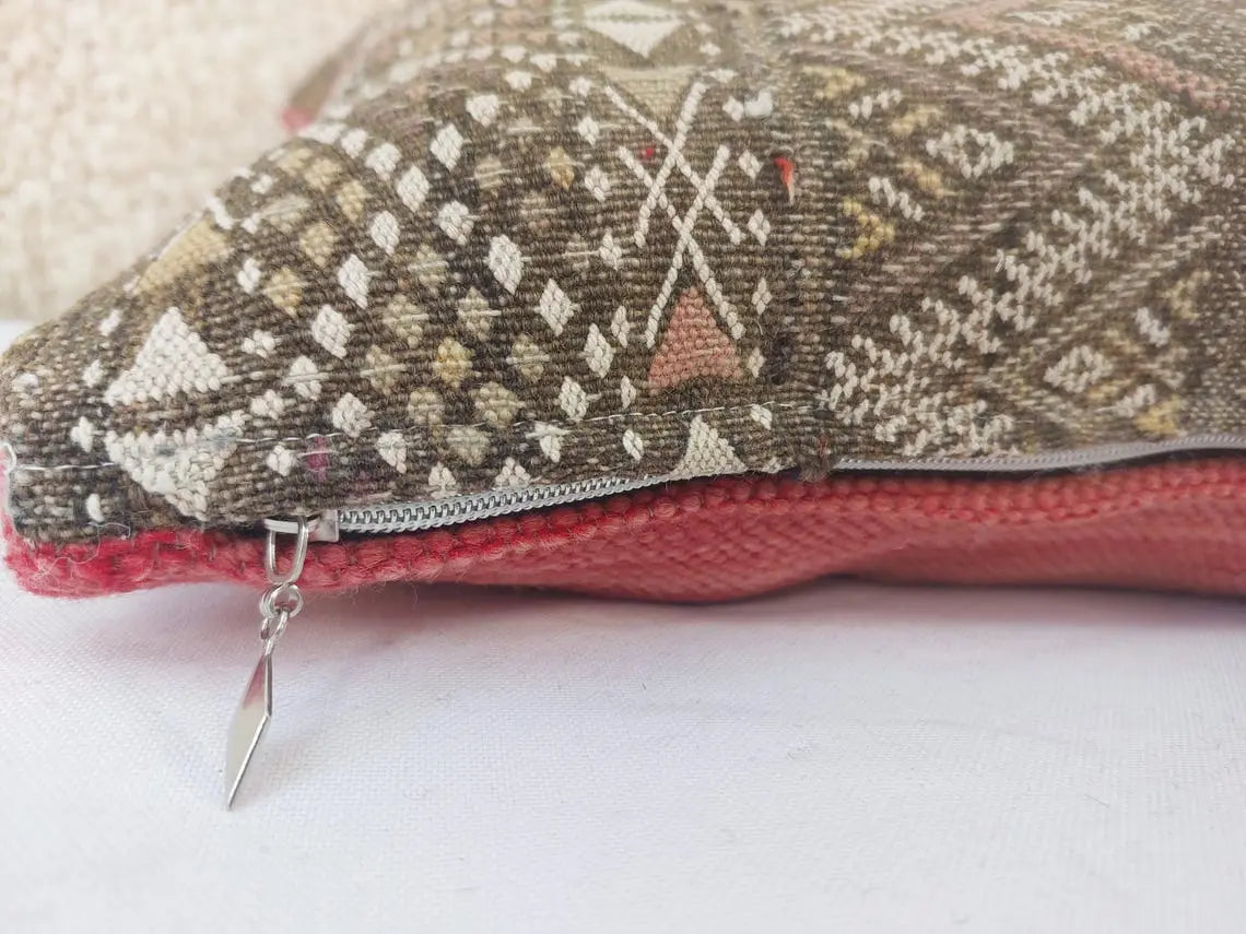 Vintage berber pillow case from beni mguild Tribe, morocco MoroccanBazzArts
