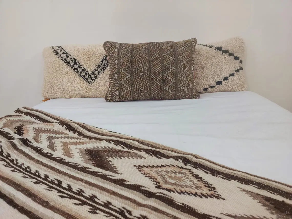 Vintage berber pillow case from beni mguild Tribe, morocco MoroccanBazzArts