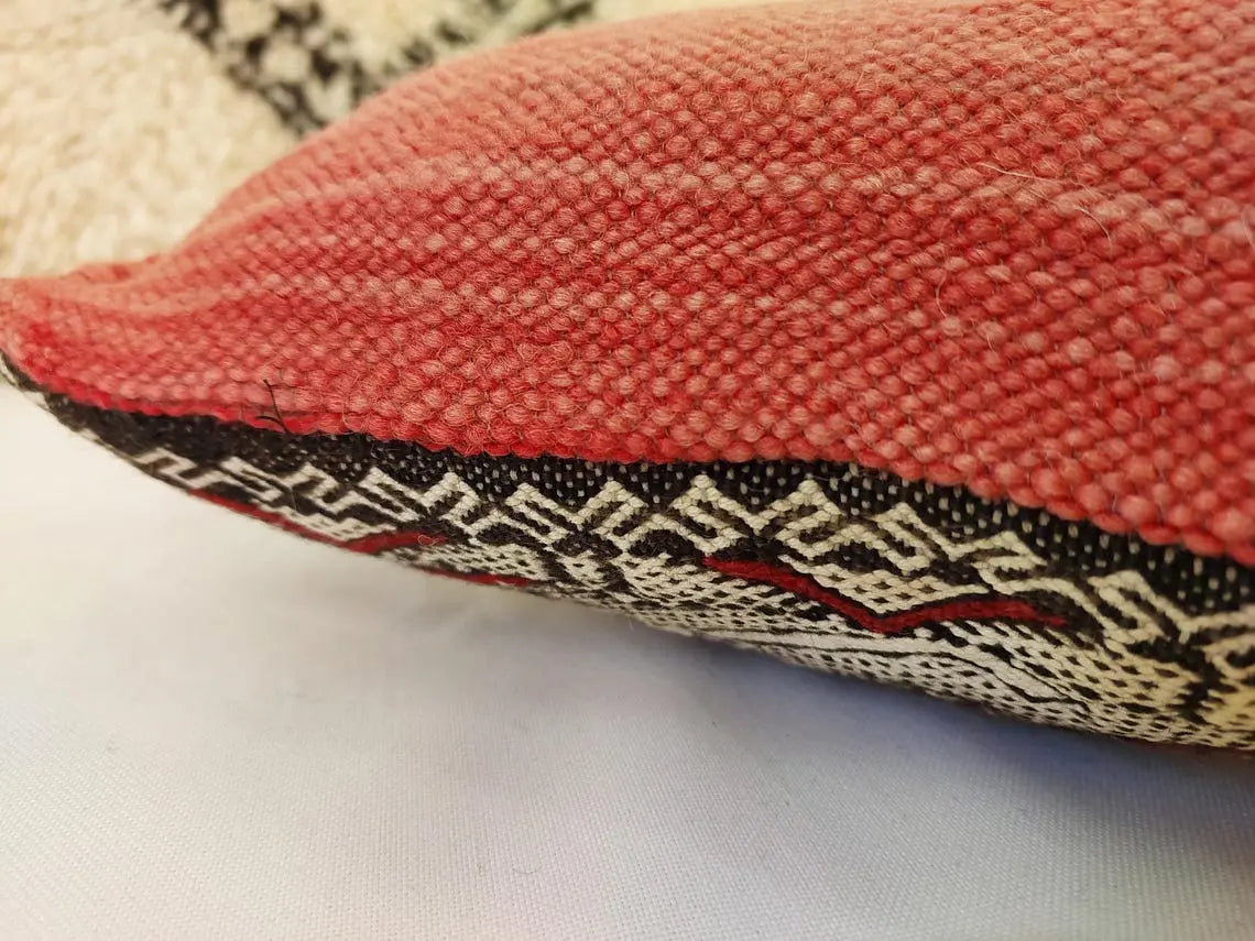 Moroccan Kilim Pillow Cover, Berber Kilim Pillow, Moroccan Pillow, Handmade Wool Pillow, Decorative Pillow Case. MoroccanBazzArts
