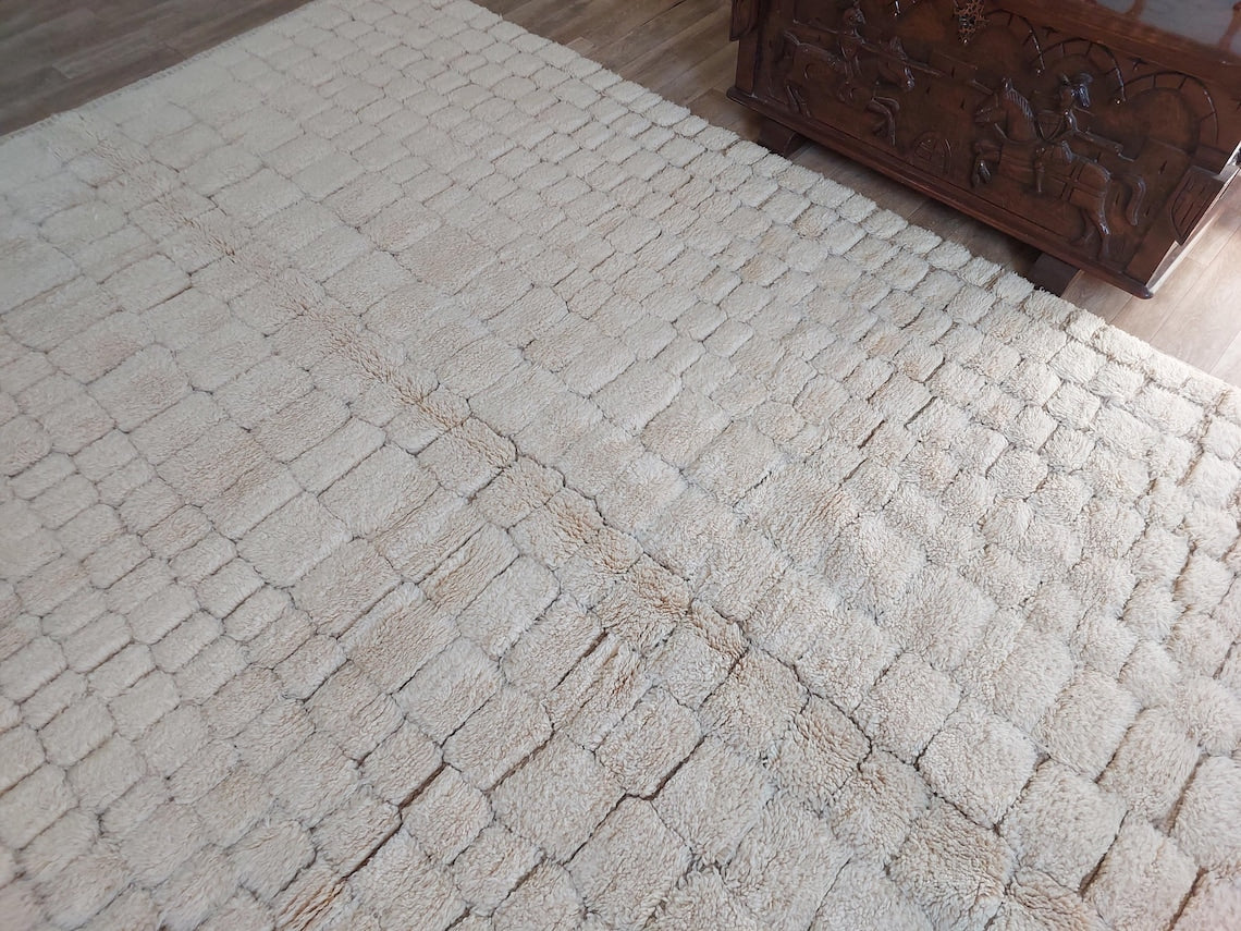 Authentic Moroccan Beni Mrirt Rug: Custom-made, Hand-knotted Berber Wool Carpet For Boho Decor MoroccanBazzArts