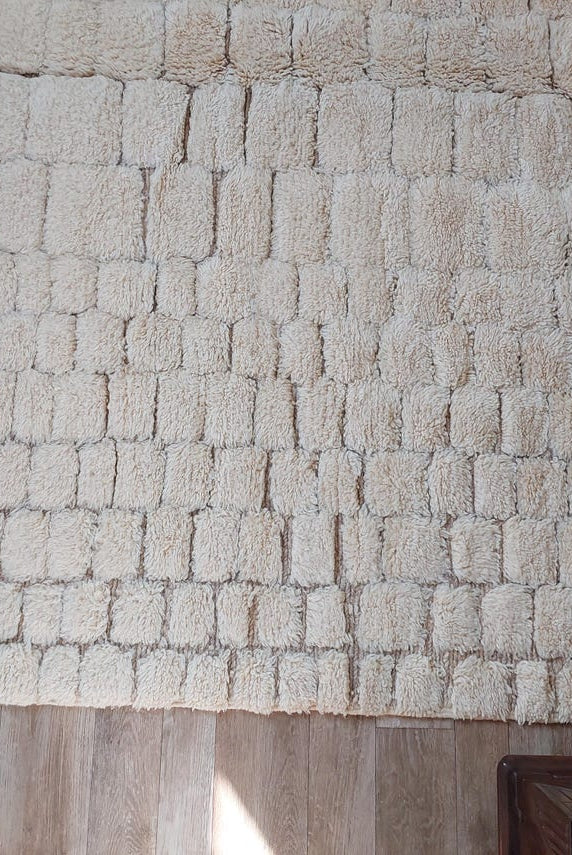 Authentic Moroccan Beni Mrirt Rug: Custom-made, Hand-knotted Berber Wool Carpet For Boho Decor MoroccanBazzArts