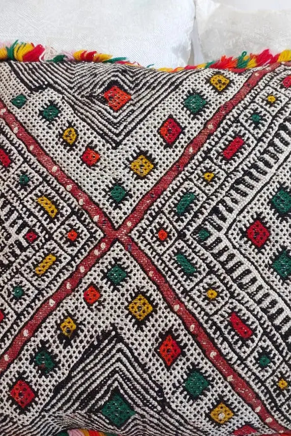 Vintage Moroccan Pillow - Decorative Berber Pillow Case - Tribal Pillow - Handmade Pillow Cover - Beni Mtir Pillow MoroccanBazzArts
