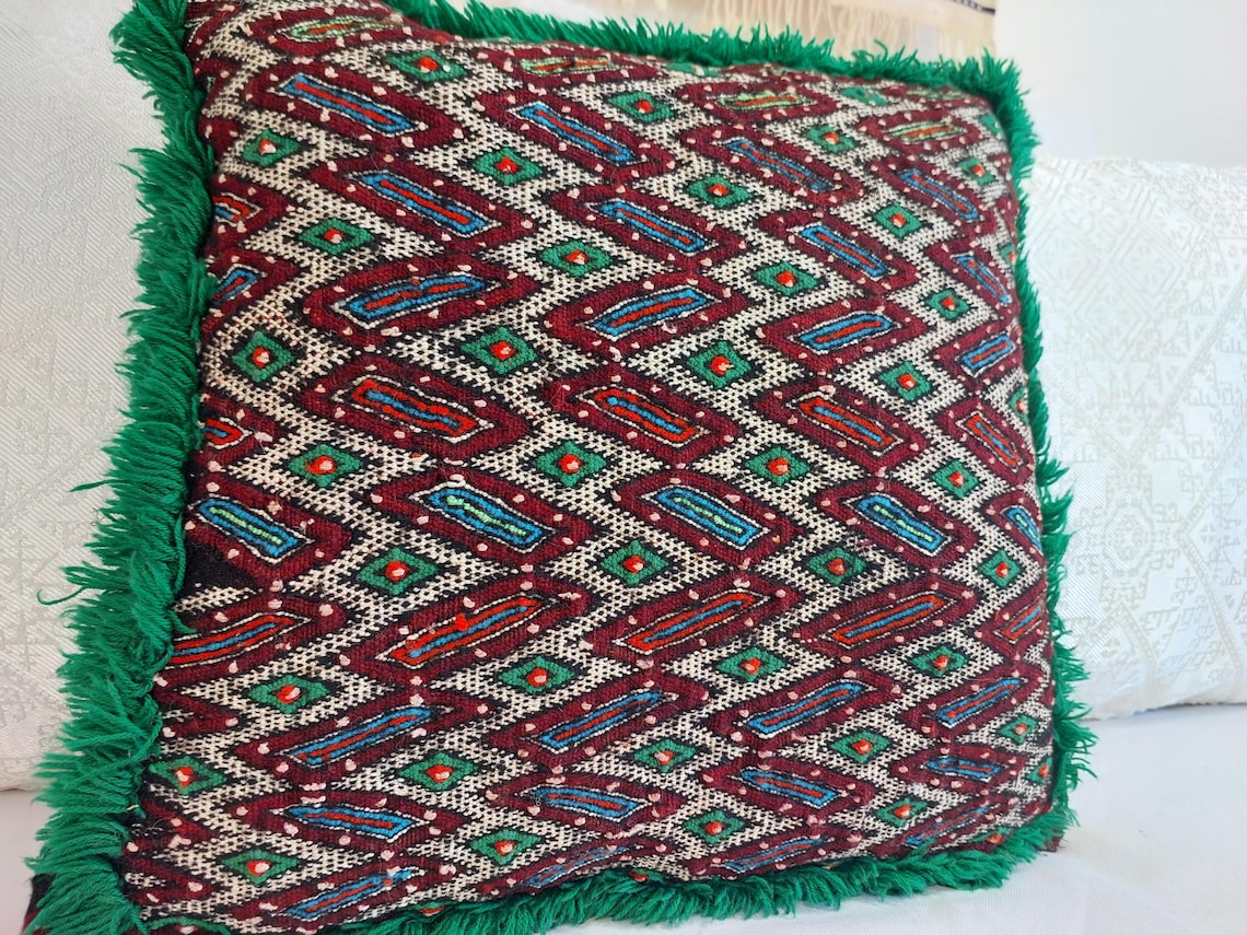 Moroccan Kilim Pillow Cover, Berber Kilim Pillow, Moroccan Pillow, Handmade Wool Pillow, Decorative Pillow Case. MoroccanBazzArts