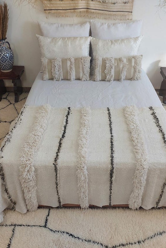 Authentic Vintage Moroccan Handira: White Wedding Blanket, Hand-Woven Berber Wool Throw Rug MoroccanBazzArts