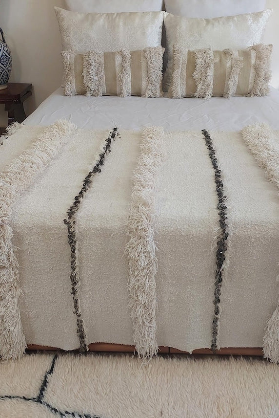 Authentic Vintage Moroccan Handira: White Wedding Blanket, Hand-Woven Berber Wool Throw Rug MoroccanBazzArts