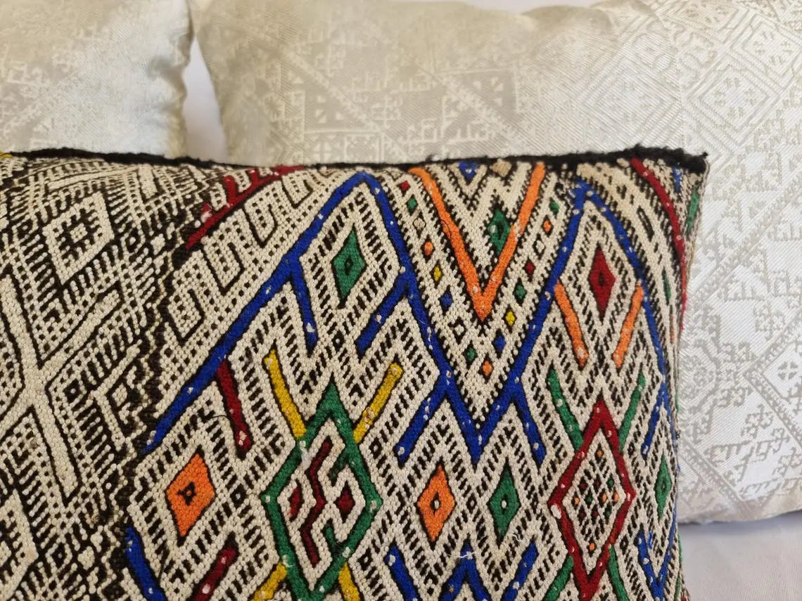 Moroccan Kilim Pillow Cover, Berber Kilim Pillow, Moroccan Pillow, Handmade Wool Pillow, Decorative Pillow Case. MoroccanBazzArts