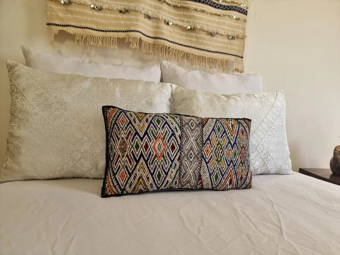 Moroccan Kilim Pillow Cover, Berber Kilim Pillow, Moroccan Pillow, Handmade Wool Pillow, Decorative Pillow Case. MoroccanBazzArts