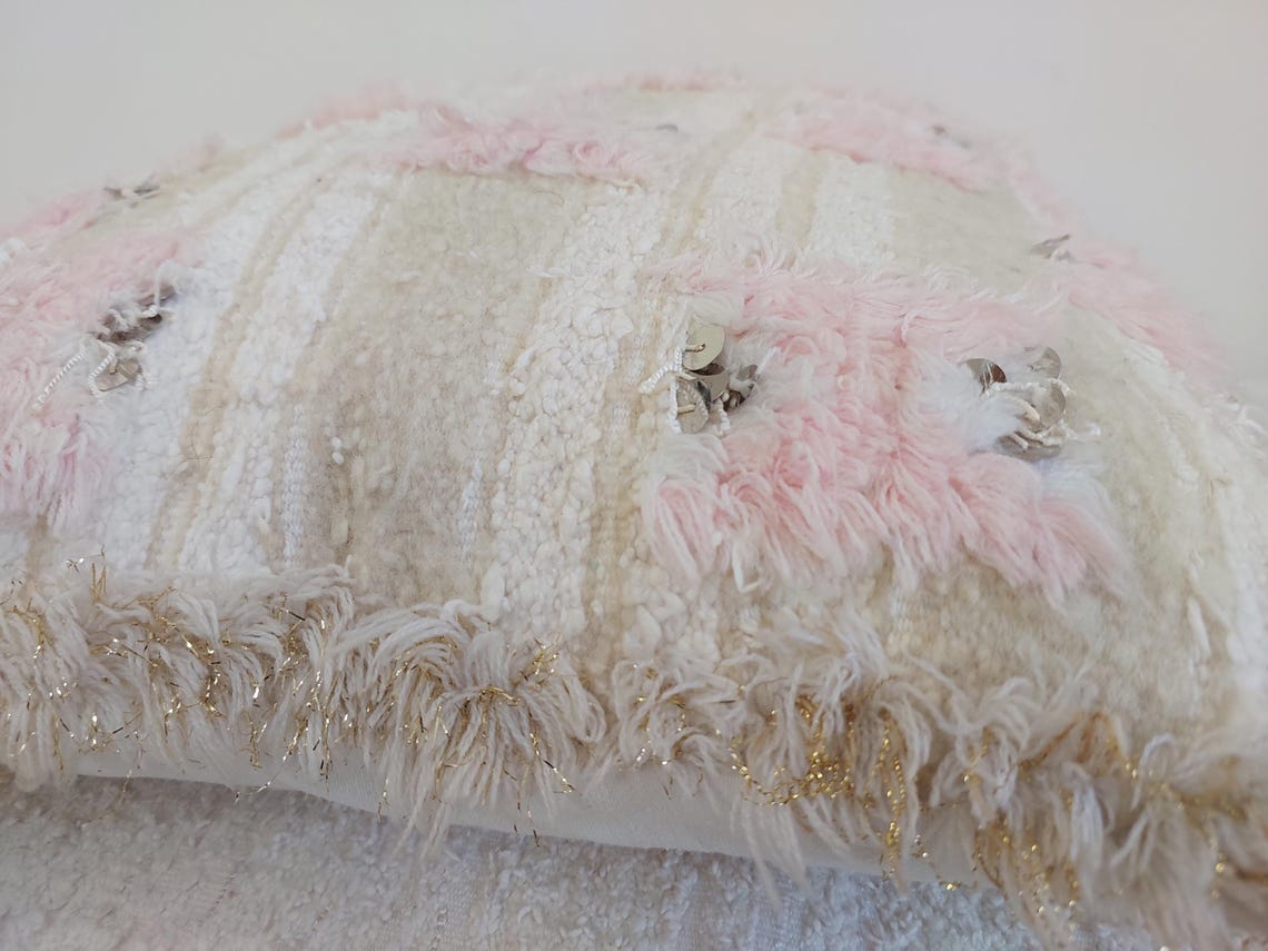 Handmade Moroccan Pink Berber Pillow Cover – 40x60 Cm | Vintage Wedding Blanket Cushion | Wool & Cotton With Sequins | Moroccanbazzarts MoroccanBazzArts