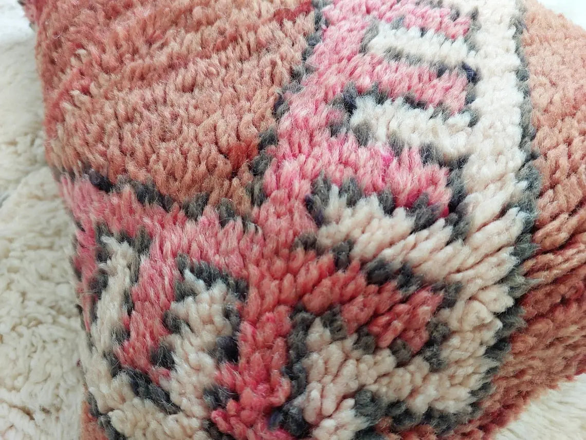 Vintage Boujaad Wool Cushion - Handmade Moroccan Tribal Pink Pillow Case MoroccanBazzArts
