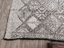 Load image into Gallery viewer, Masterpiece Beni ourain Rug | 6'9"×11'7"