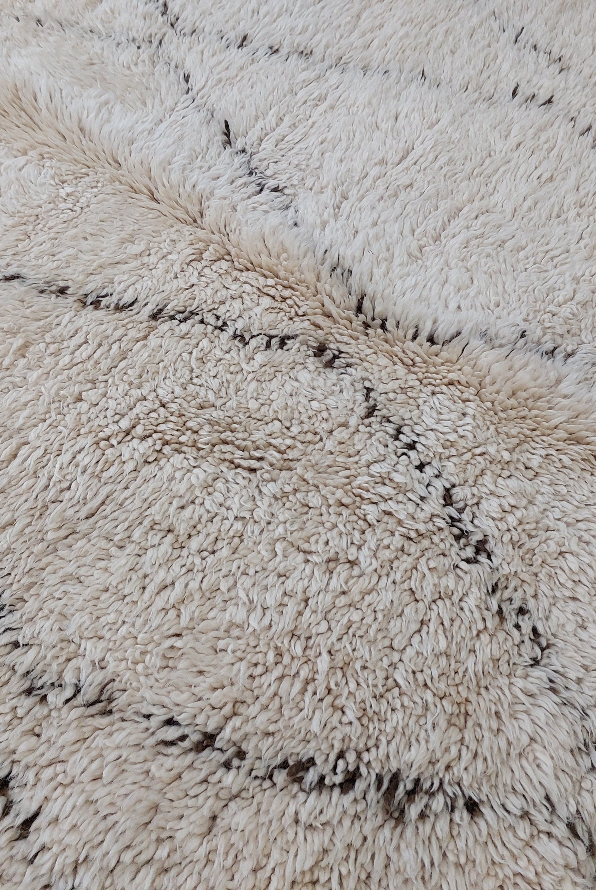 Moroccan Rug - Vintage Beni ourain rug - 6'6"×8'9" MoroccanBazzArts