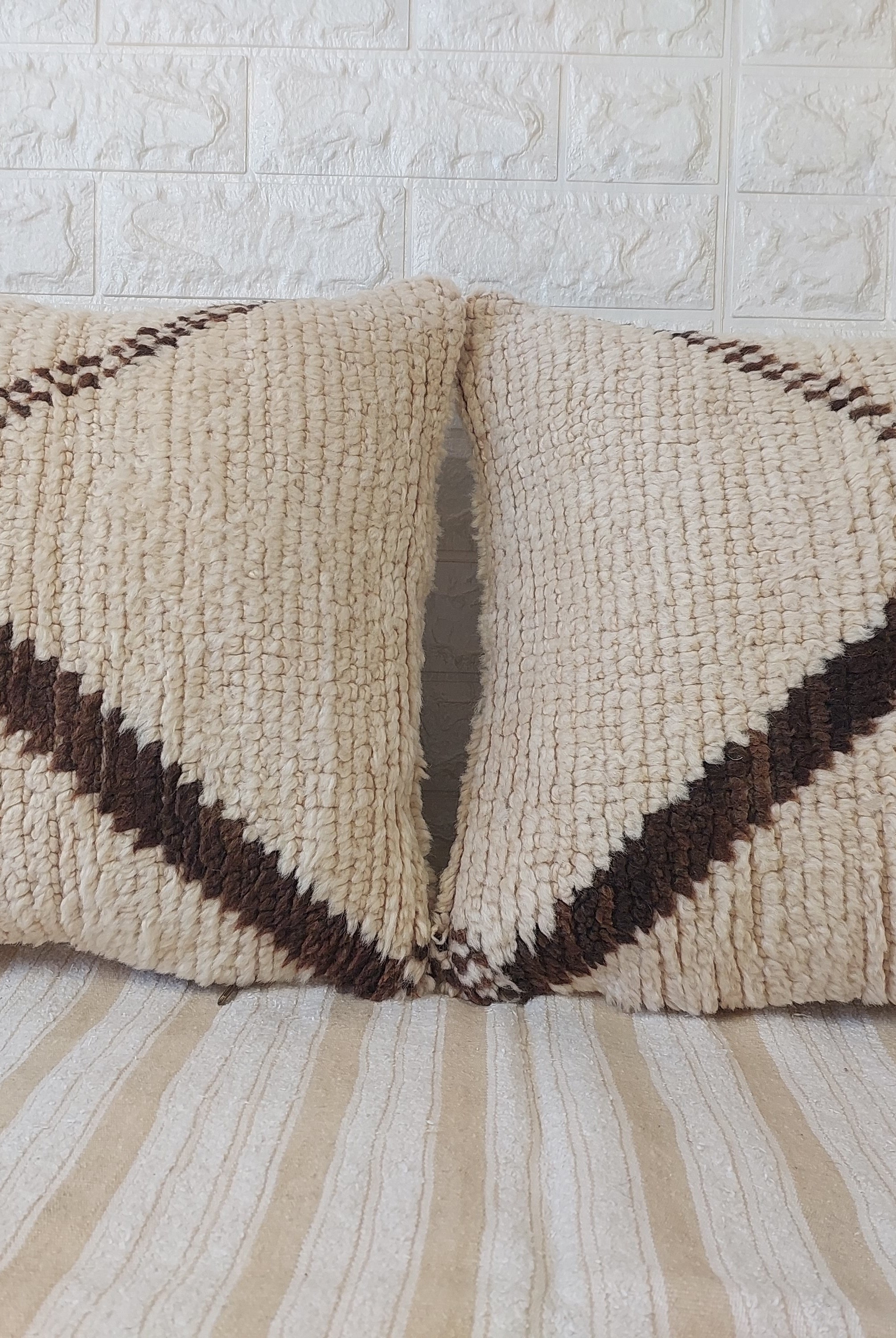 Set of 2 Vintage Azilal Moroccan Rug Pillows | 40x60 cm Ivory & Brown Undyed Wool Cushion Covers | Authentic Boho Lumbar Pillow Covers MoroccanBazzArts