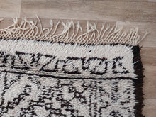 Load image into Gallery viewer, Masterpiece Beni ourain Rug | 6'9"×11'7"