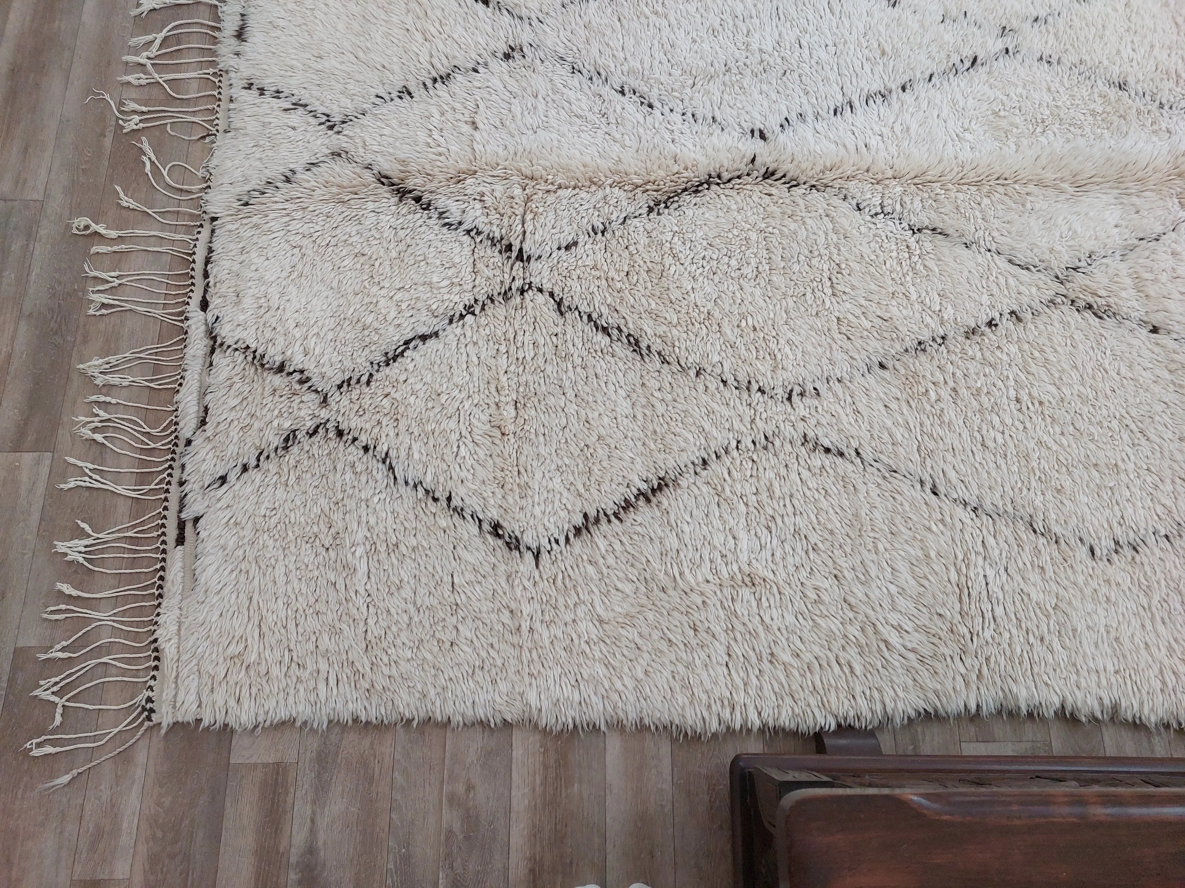 Moroccan Rug - Vintage Beni ourain rug - 6'6"×8'9" MoroccanBazzArts