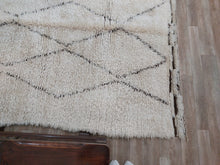 Load image into Gallery viewer, Moroccan Rug - Vintage Beni ourain rug - 6'6"×8'9"