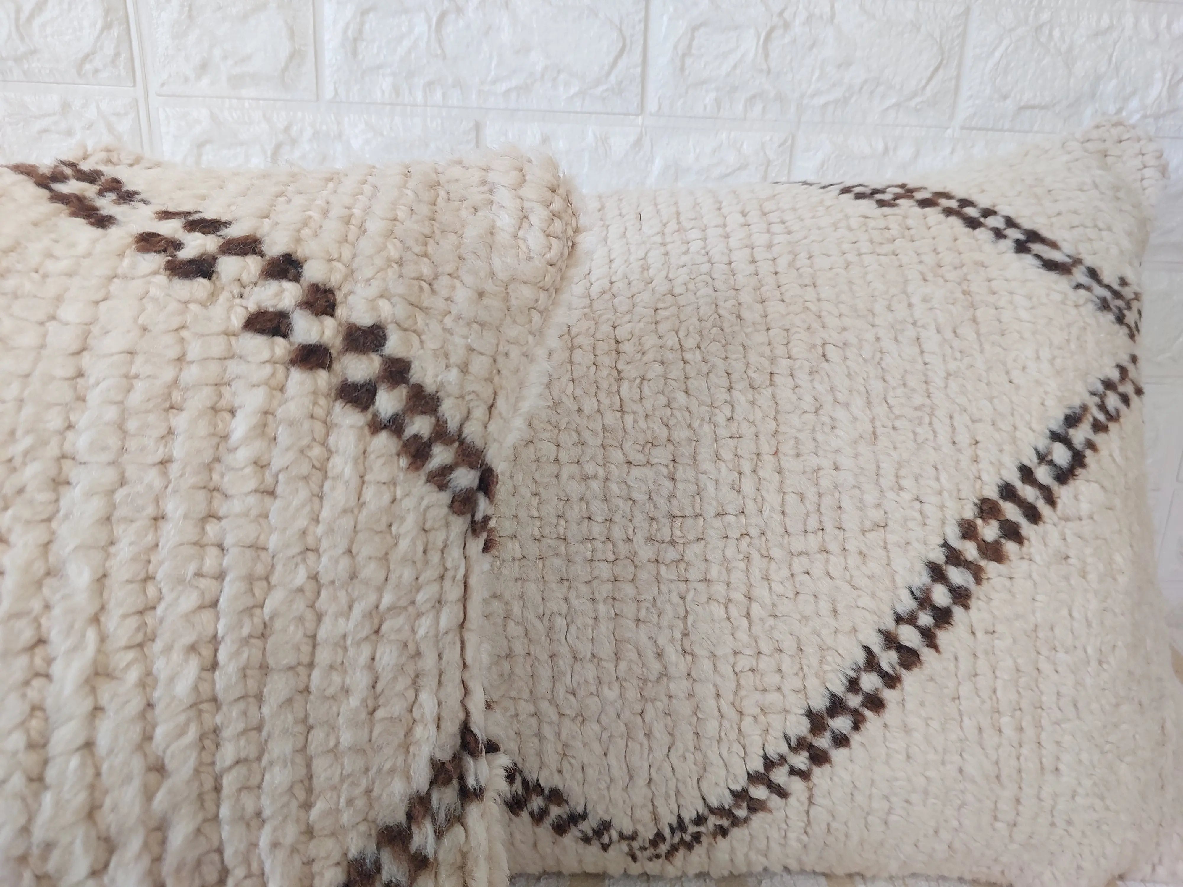Set of 2 Vintage Azilal Moroccan Rug Pillows | 40x60 cm Ivory & Brown Undyed Wool Cushion Covers | Authentic Boho Lumbar Pillow Covers MoroccanBazzArts