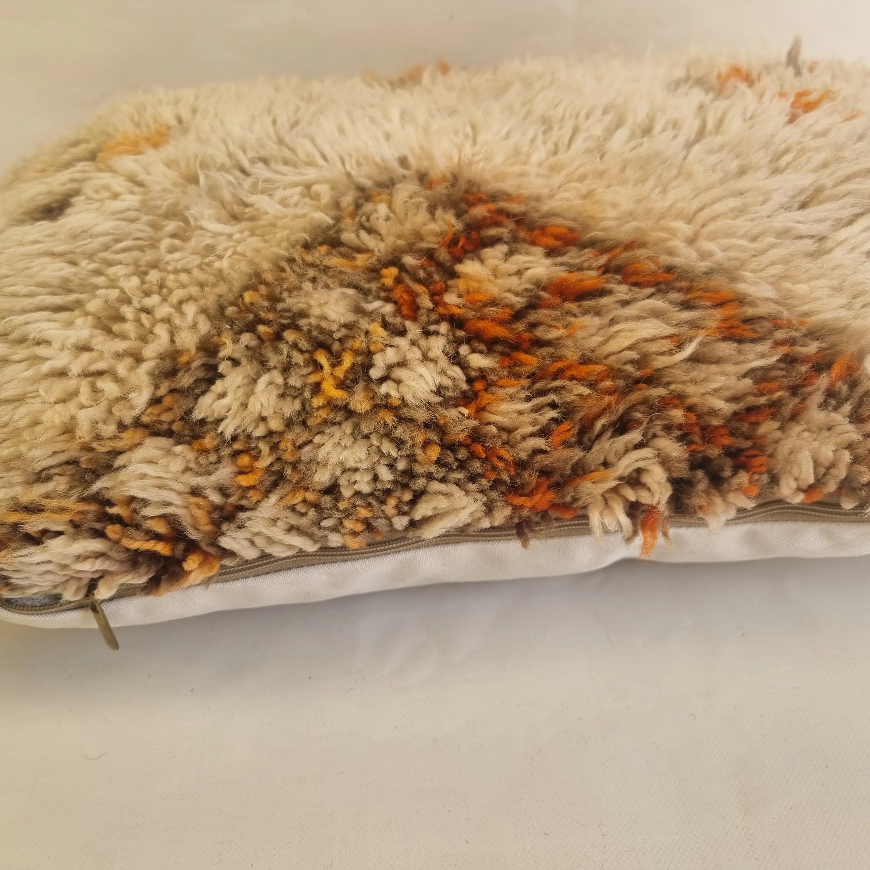 Vintage Beni Ourain Wool Pillow Cover | 16" x 25" MoroccanBazzArts