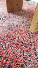 Load image into Gallery viewer, VINTAGE MOROCCAN RUG - Itto