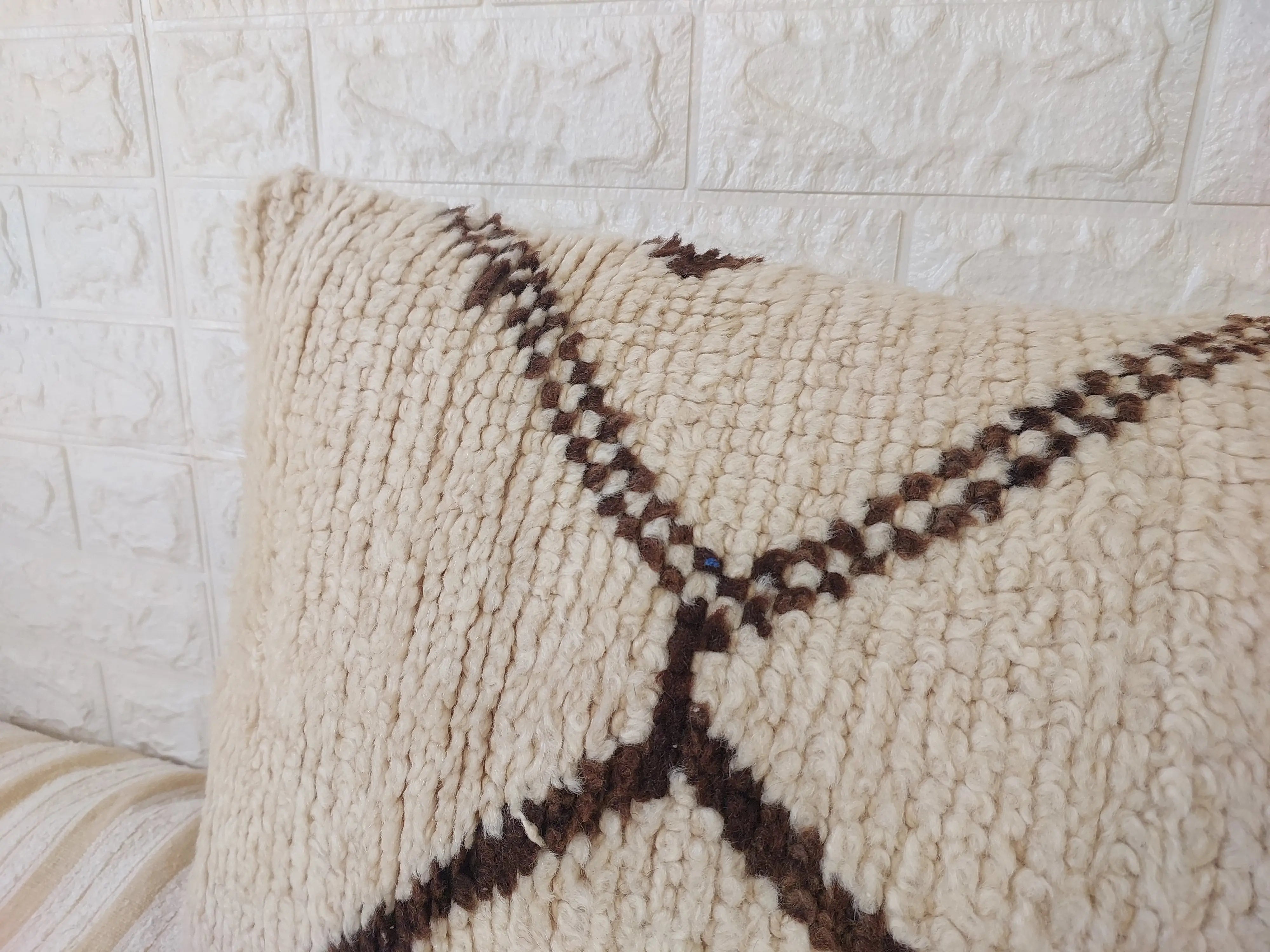 Set of 2 Vintage Azilal Moroccan Rug Pillows | 40x60 cm Ivory & Brown Undyed Wool Cushion Covers | Authentic Boho Lumbar Pillow Covers MoroccanBazzArts