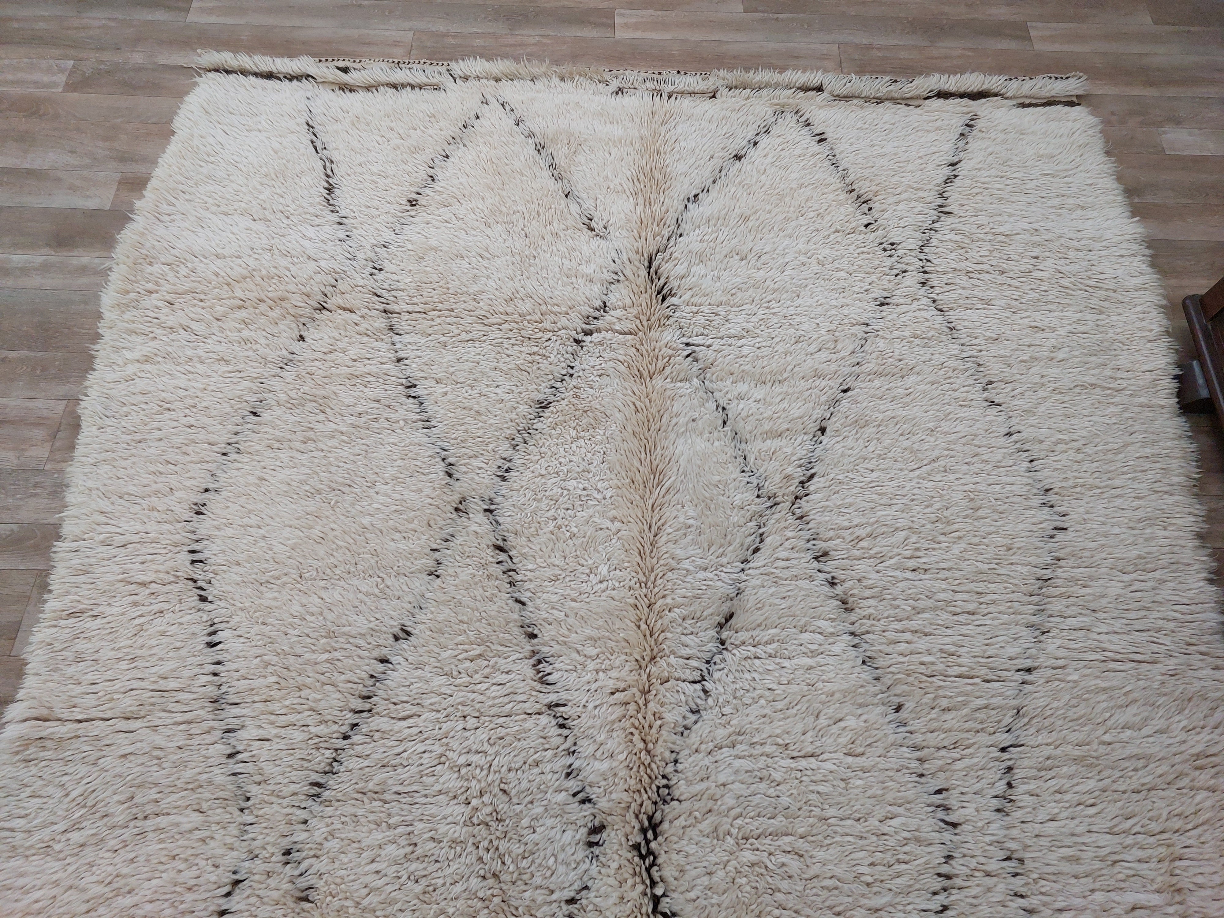 Moroccan Rug - Vintage Beni ourain rug - 6'6"×8'9" MoroccanBazzArts
