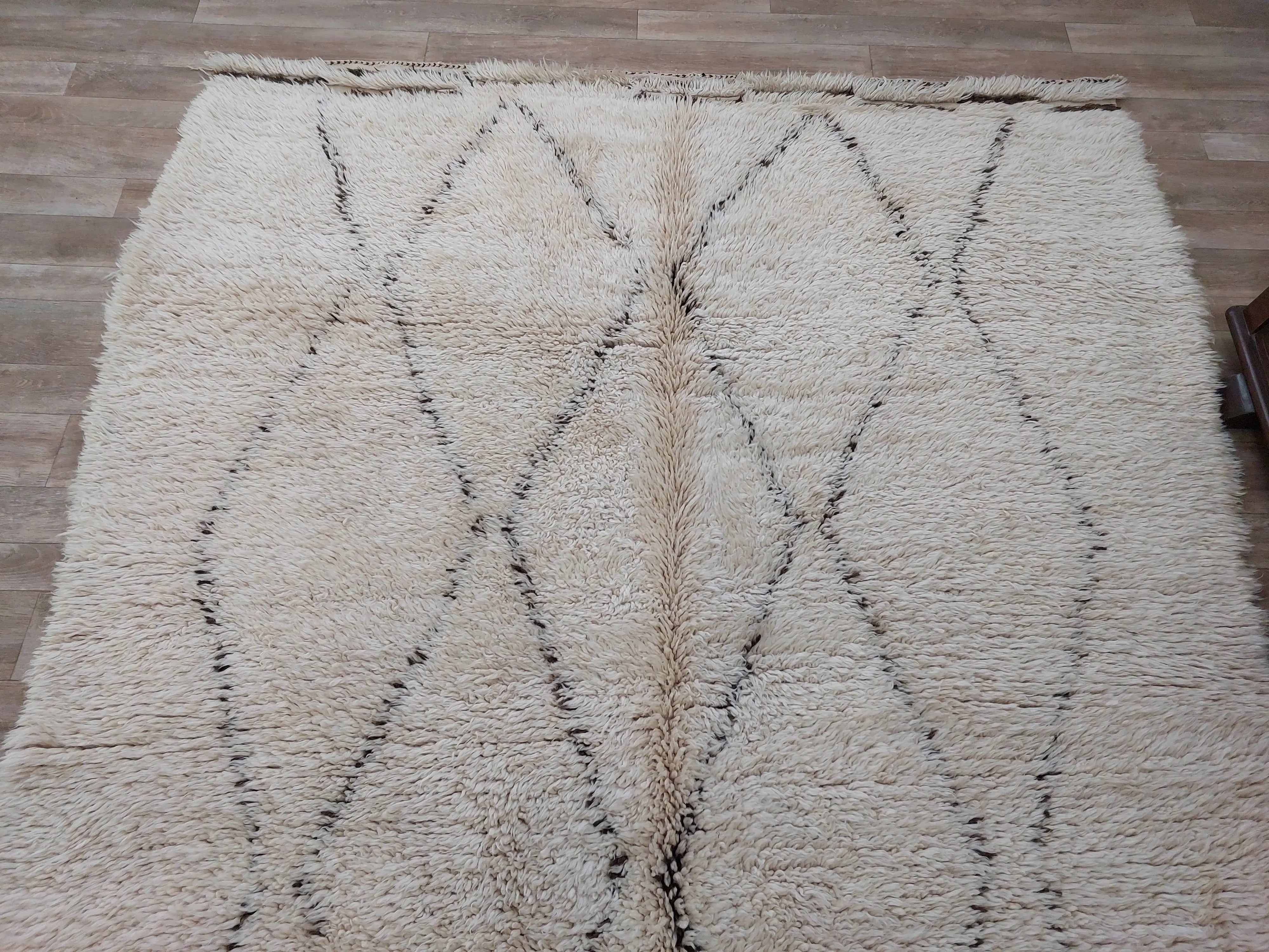 Moroccan Rug - Vintage Beni ourain rug - 6'6"×8'9" MoroccanBazzArts